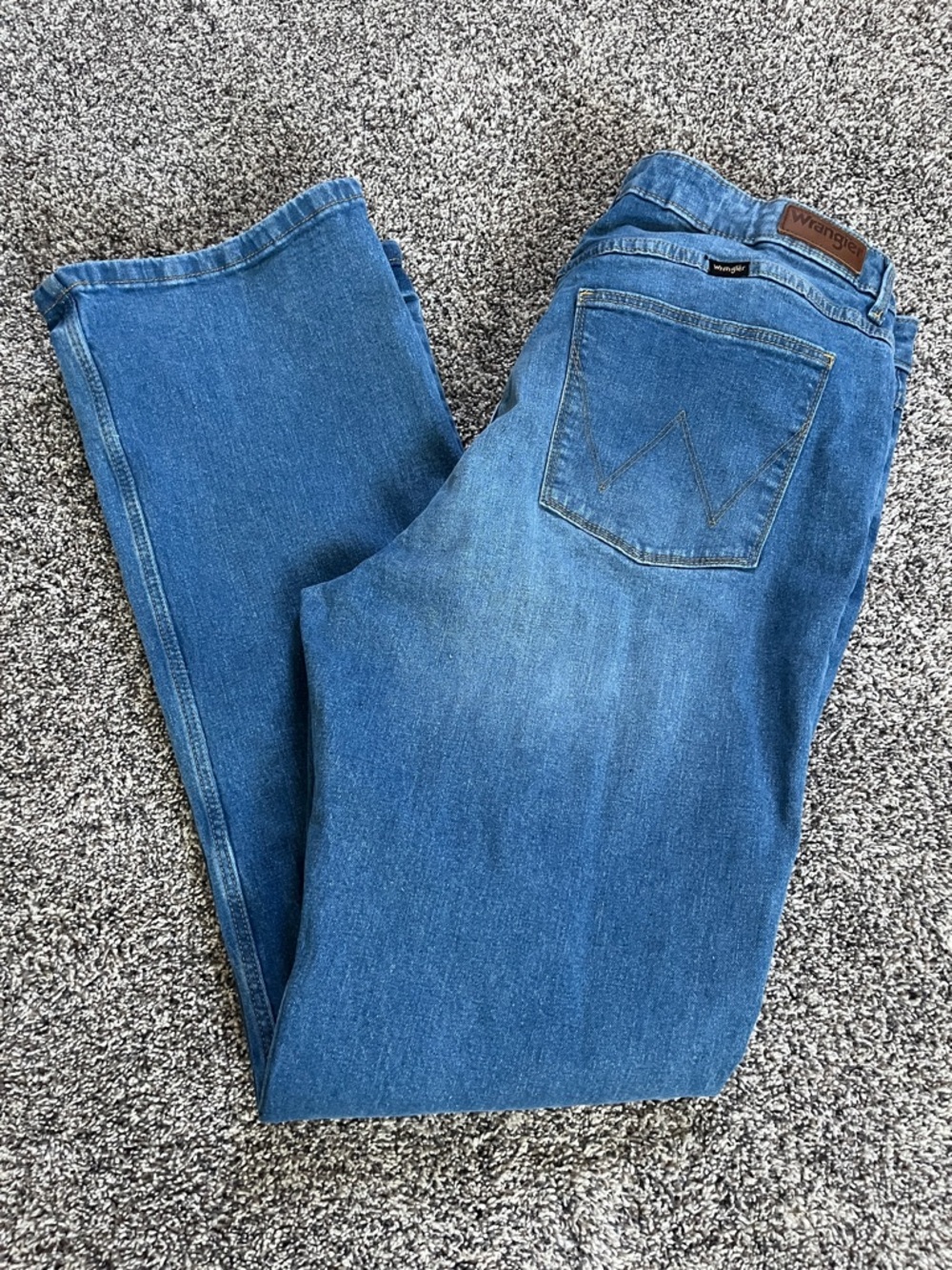 BOGO FREE Wrangler High Rise Bold Boot Jeans Western Jeans for Women Long